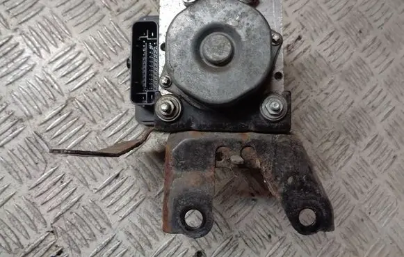 Peugeot 108 ABS Pump 445400H070