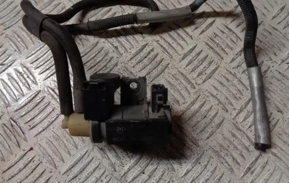 Nissan Note (E12) Turbo solenoid valve 8200790180