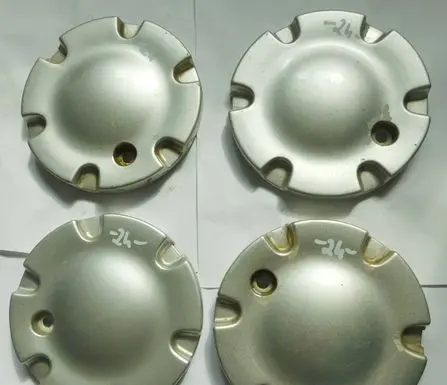 Renault Scenic I Original wheel cap 7700421801