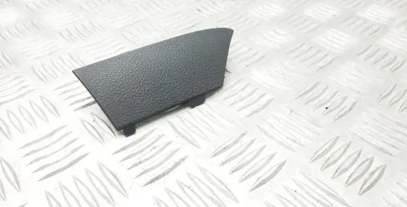 Volkswagen Jetta VI Other interior part 5C8868071