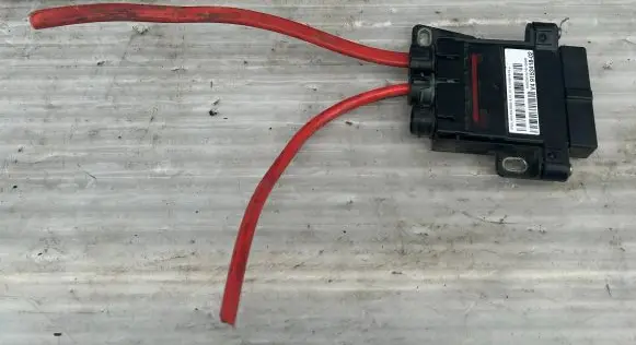 BMW 7 F01 F02 F03 F04 Fan control module 9153418 17001000000