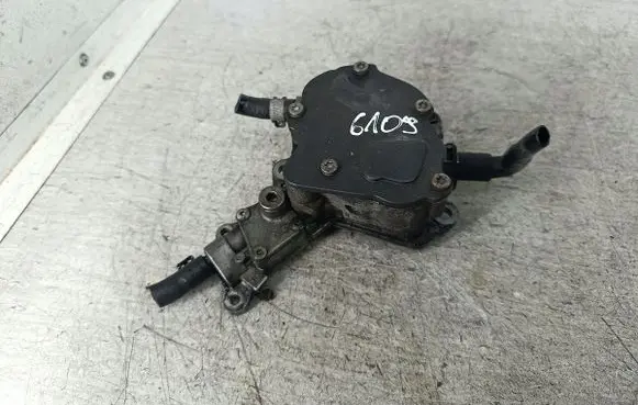 Volkswagen Polo IV 9N3 Vacuum pump 724807170