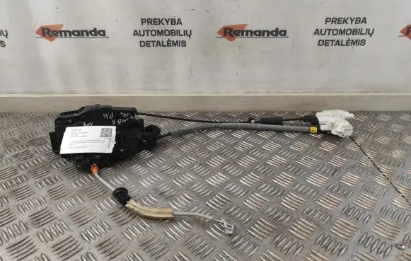 Mercedes-Benz S W222 Front door lock A2227661100 A0997207100