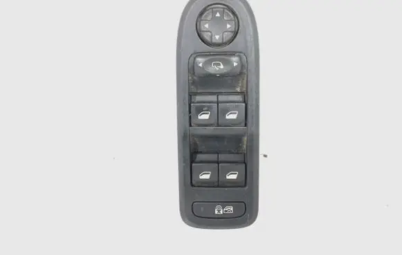 Peugeot 508 Electric window control switch 98026370ZD