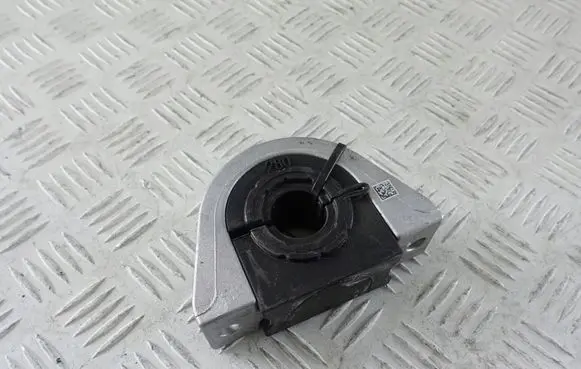BMW X5 G05 Sway bar bush bracket, rear 