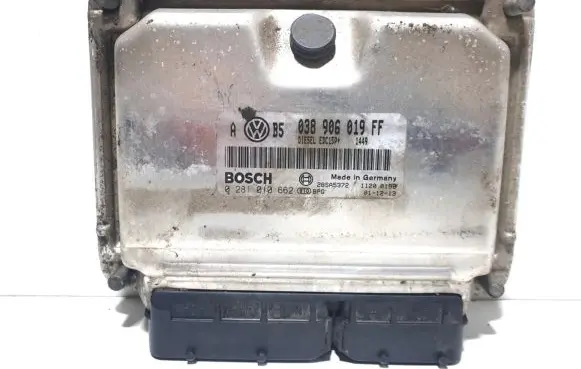 Volkswagen Golf IV Engine control unit/module