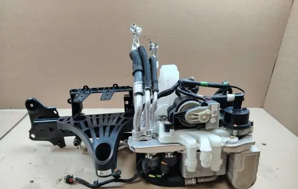 Tesla Model Y Other engine bay part 164807100A 206876700C 107504700H