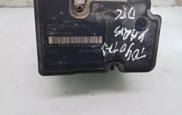 Toyota Yaris ABS Pump 445100D031