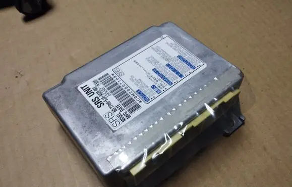 Honda Legend Airbag control unit/module 77960SJAA020M2
