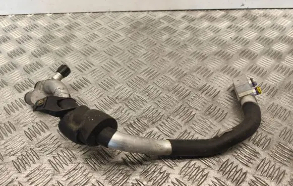Audi A4 S4 B8 8K Air conditioning (A/C) pipe/hose 8K1260712B
