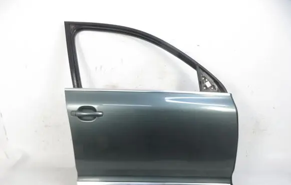 Volkswagen Touareg I Front door 