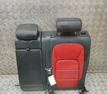 Jaguar F-Pace Rear seat T4A3189