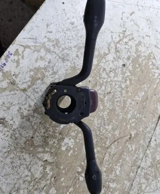 Volkswagen Golf III Indicator stalk