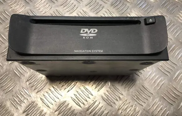 Nissan Almera N16 Radio/CD/DVD/GPS head unit 28330BU800 CCA8300D 41003868