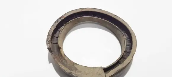 Volvo S80 Front coil spring rubber mount 9157503 2-920-00036-01