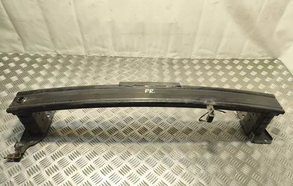 Skoda Fabia Mk3 (NJ) Front bumper cross member 6V0807582