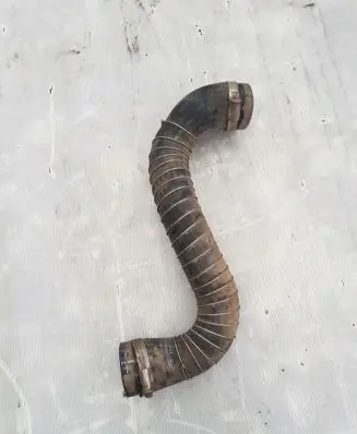 Land Rover Discovery 4 - LR4 Intercooler hose/pipe AH229F072AD