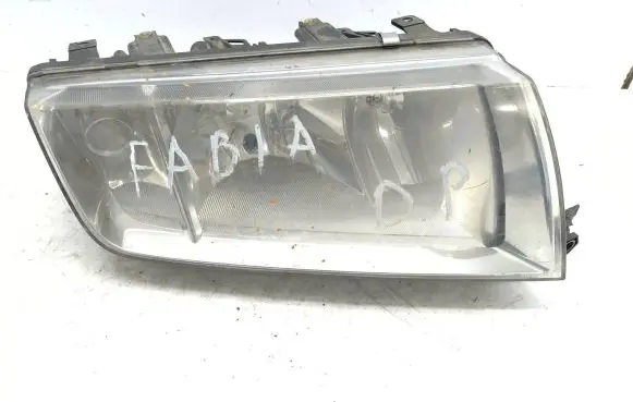 Skoda Fabia Mk1 (6Y) Headlight/headlamp 246366