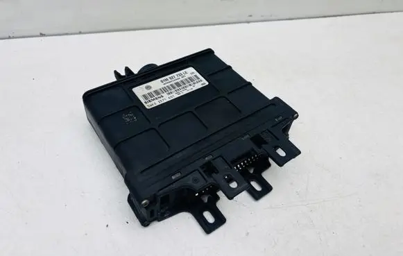 Audi A3 S3 8L Gearbox control unit/module 01M927733LE 5WK33571K01