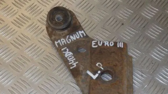 Renault Master II Front upper strut mount 