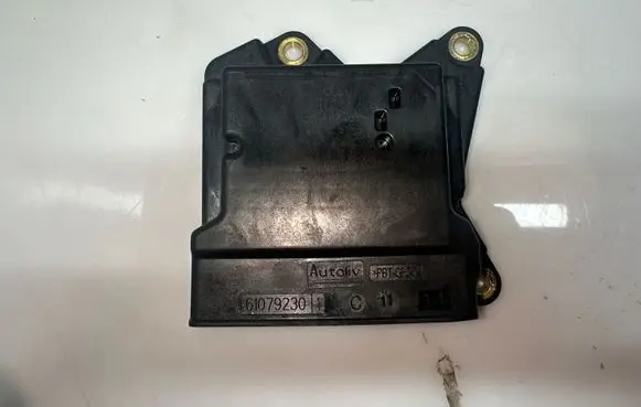 Peugeot 308 Airbag control unit/module 608762100B