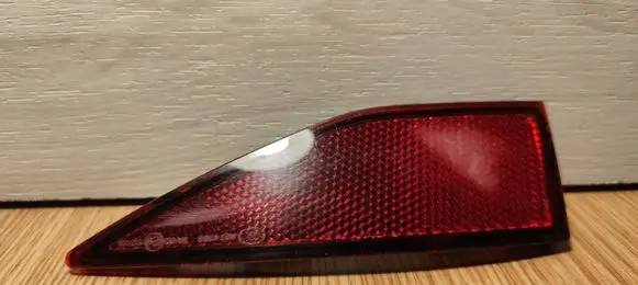 Volkswagen Touran III Rear tail light reflector 5TA945105