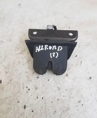 Loading door lock