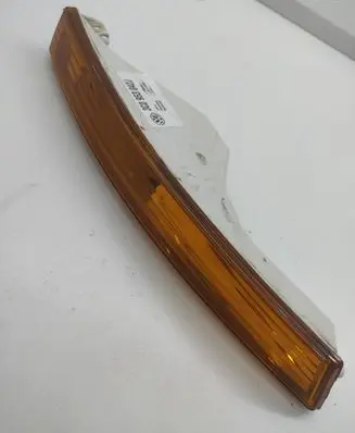 Volkswagen PASSAT B6 Front indicator light 3C0953042J