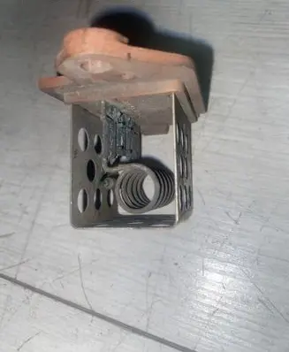 Peugeot 407 Heater blower motor/fan resistor 9641212680