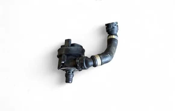 Mercedes-Benz AMG GT 4 x290 w290 Electric auxiliary coolant/water pump 0392023240 A0005000900