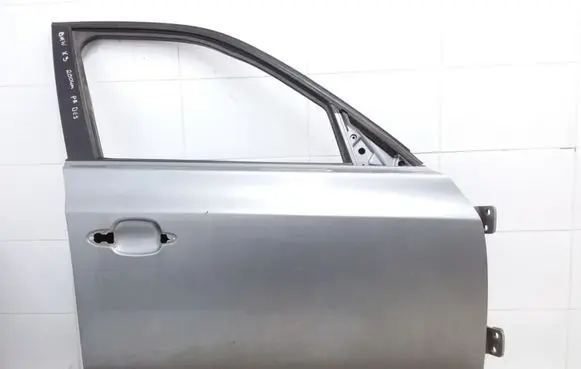 BMW X3 E83 Front door