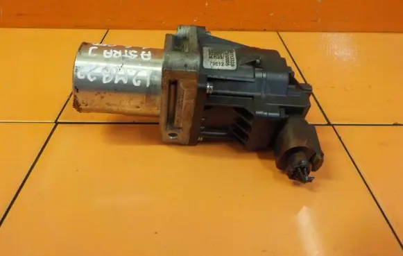 Opel Astra J EGR thermostat N1113339