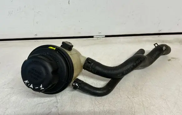 KIA Sorento Power steering fluid tank/reservoir 575303E100