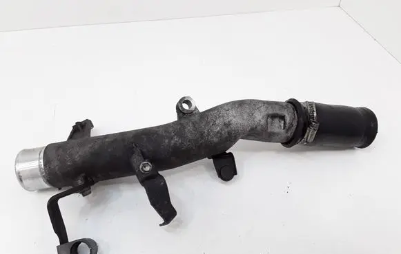 Toyota Corolla Verso AR10 Intercooler hose/pipe