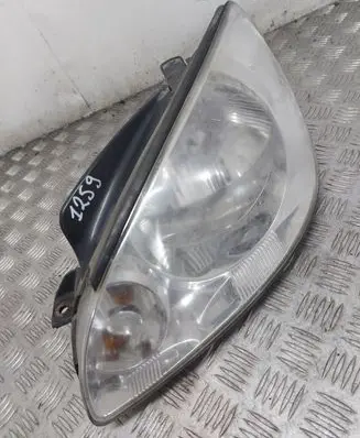 Hyundai Getz Headlight/headlamp 9210110500