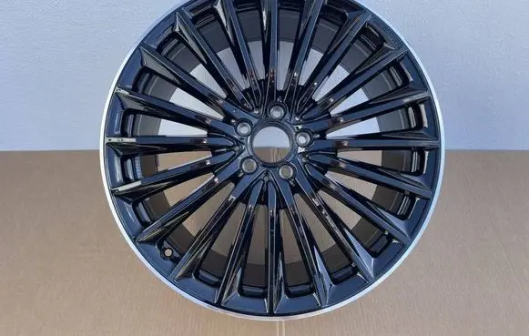 Mercedes-Benz EQC R21 alloy rim A2954012600