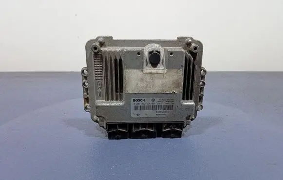 Renault Scenic II - Grand scenic II Engine control unit/module ECU 8200601334