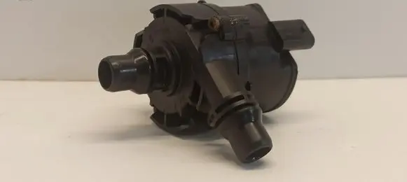 BMW 7 G11 G12 Water pump 9372723