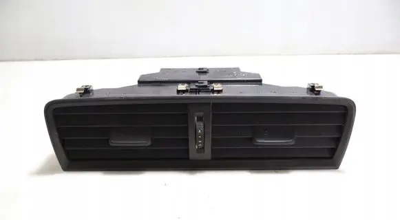 Skoda Fabia Mk3 (NJ) Dashboard air vent grill cover trim 