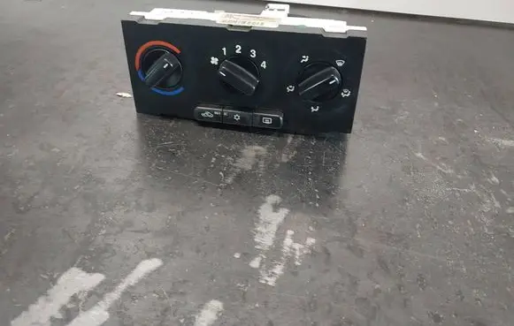 Opel Zafira A Climate control/heater control trim 90559839