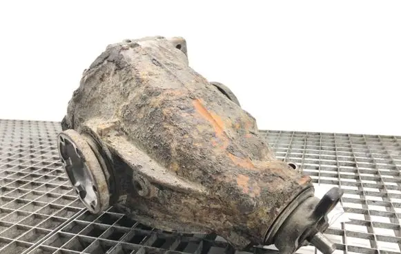 Mercedes-Benz C AMG W202 Rear differential