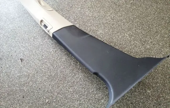 Volvo XC60 (B) pillar trim (bottom) 6841930 30721145