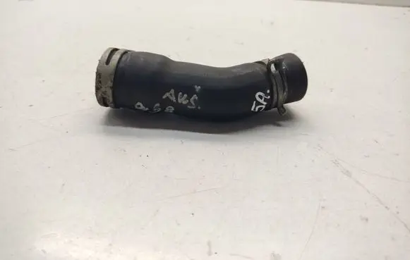 Nissan Qashqai Engine coolant pipe/hose 1179
