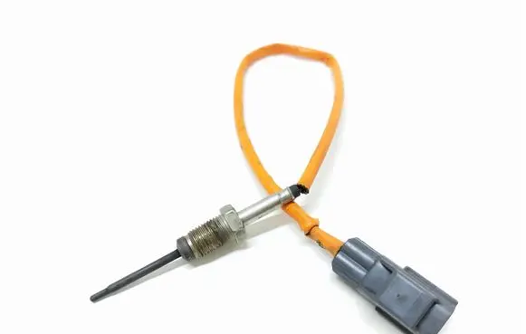 Ford Mondeo MK IV Exhaust gas temperature sensor 6M5112B591EA