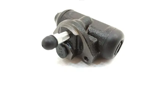 Aixam Coupe Rear brake cylinder 641BF024
