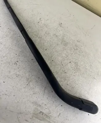 Mitsubishi Colt Rear wiper blade arm