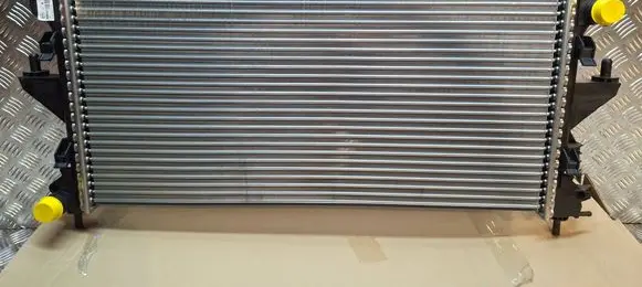 Coolant radiator