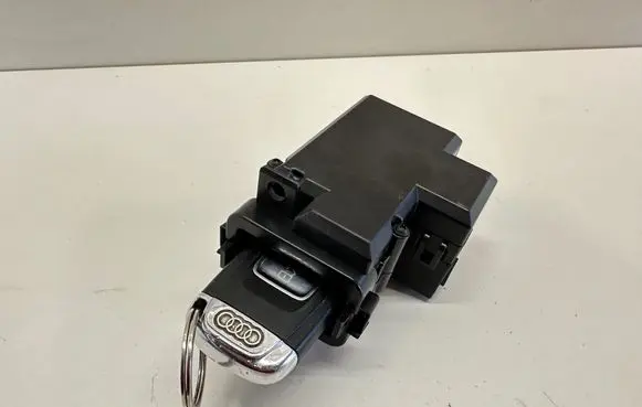 Audi A4 S4 B8 8K Ignition lock 8K0909131D 3330430101 1102030849515022