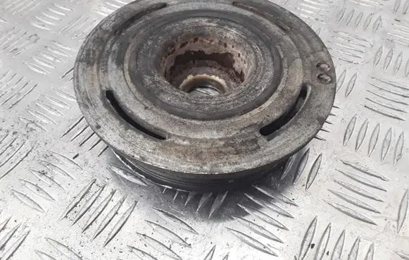 Renault Laguna II Crankshaft pulley 8200213058