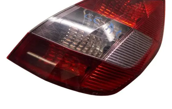 Renault Scenic II - Grand scenic II Rear/tail lights 15911600